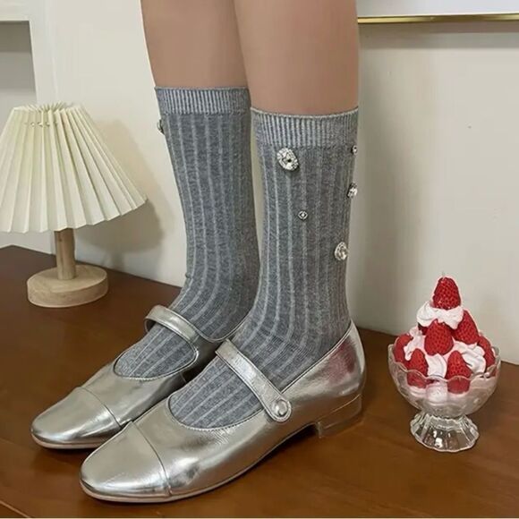 4 Pairs Rhinestone Decor Mid Tube Socks - Picture 7 of 9